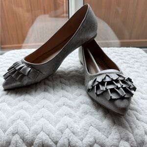 Elegant Gray Women's Flats